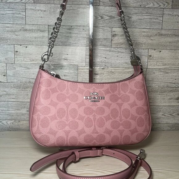 NWT Coach! Teri Shoulder Bag In Signature Canvas 🎀 Dusty Pink🎀 - Picture 1 of 5
